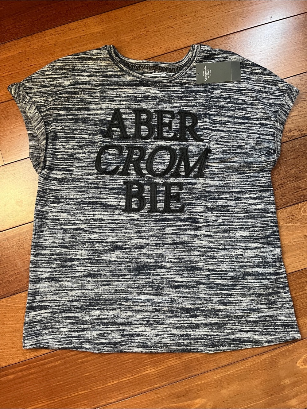 NWT Y2K Abercrombie Soft Logo Tee